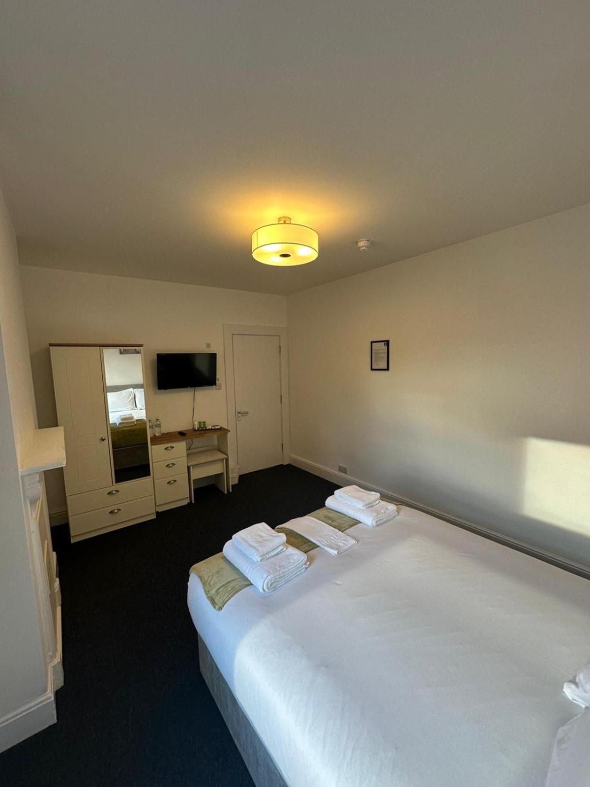 Cambridge Central Rooms - Tas Accommodations Exteriör bild