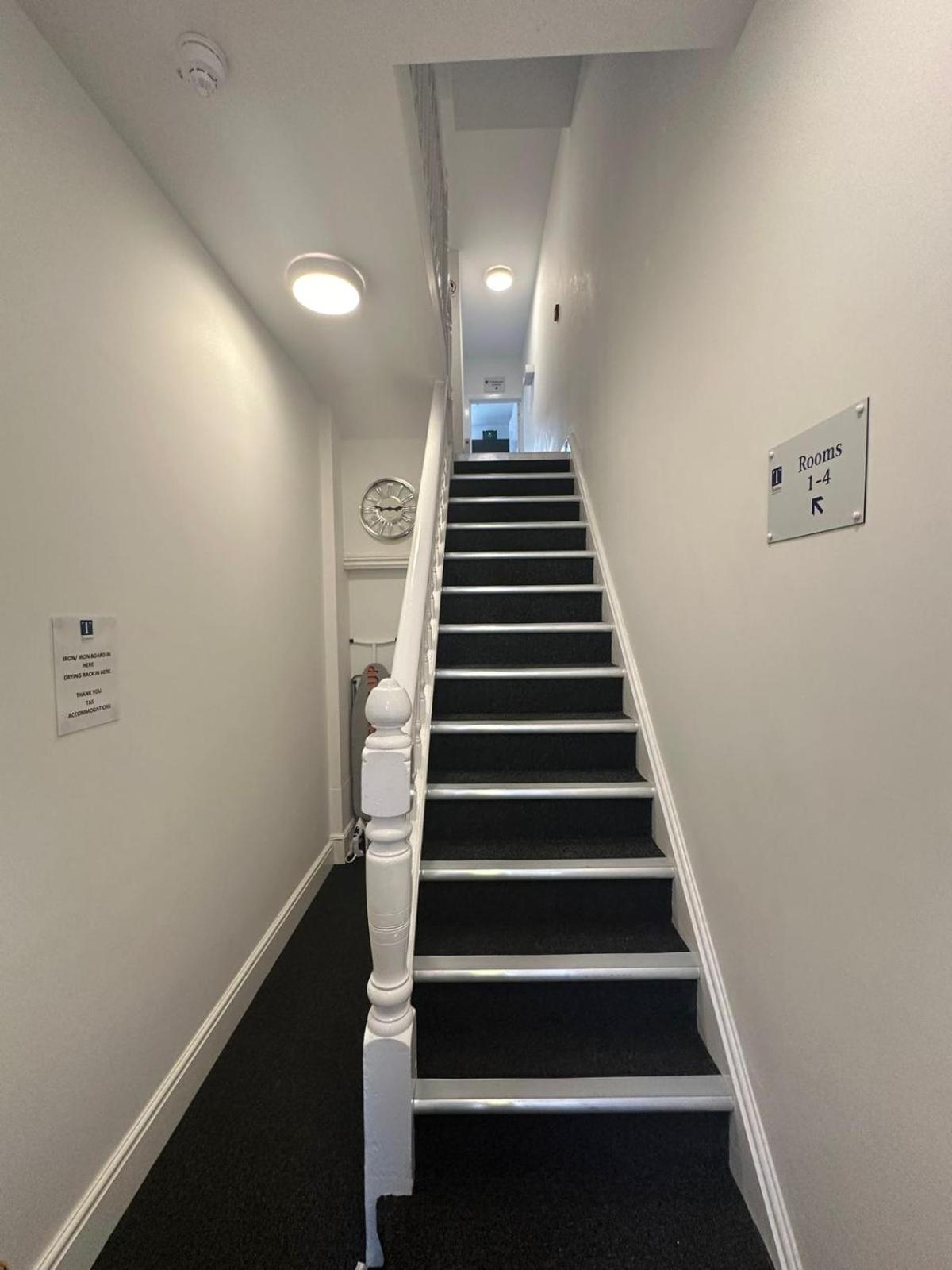 Cambridge Central Rooms - Tas Accommodations Exteriör bild