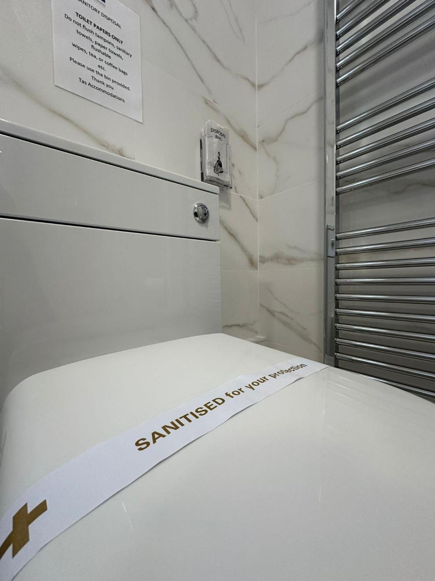 Cambridge Central Rooms - Tas Accommodations Exteriör bild