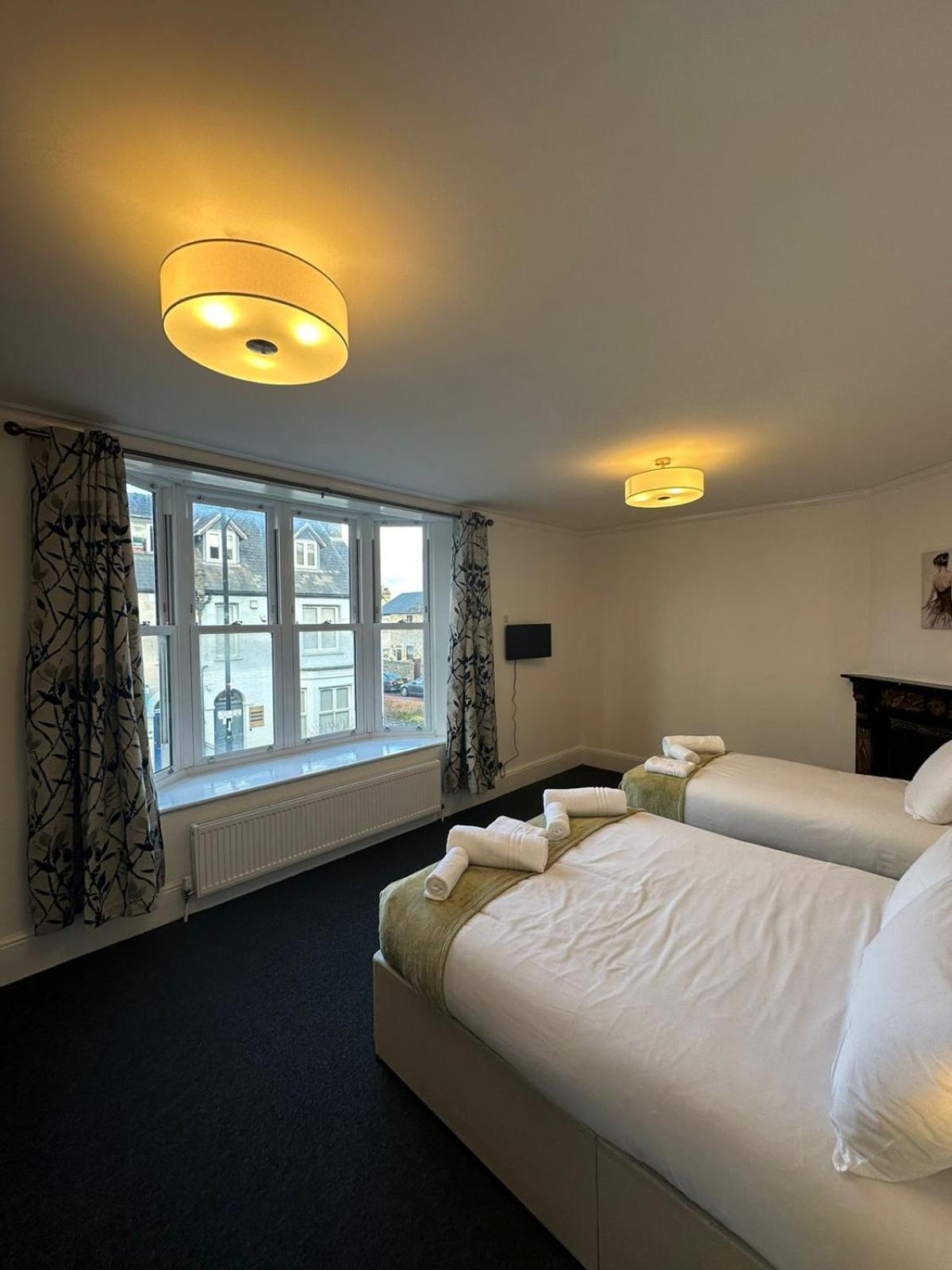 Cambridge Central Rooms - Tas Accommodations Exteriör bild